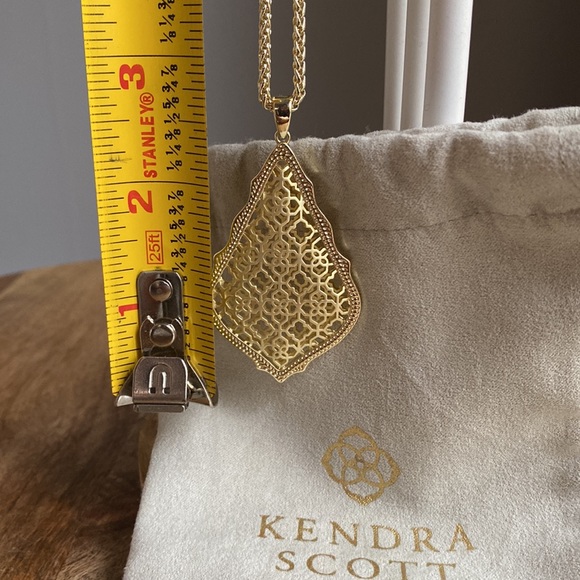 Kendra Scott Aiden Gold Statement Necklace - Picture 4 of 4